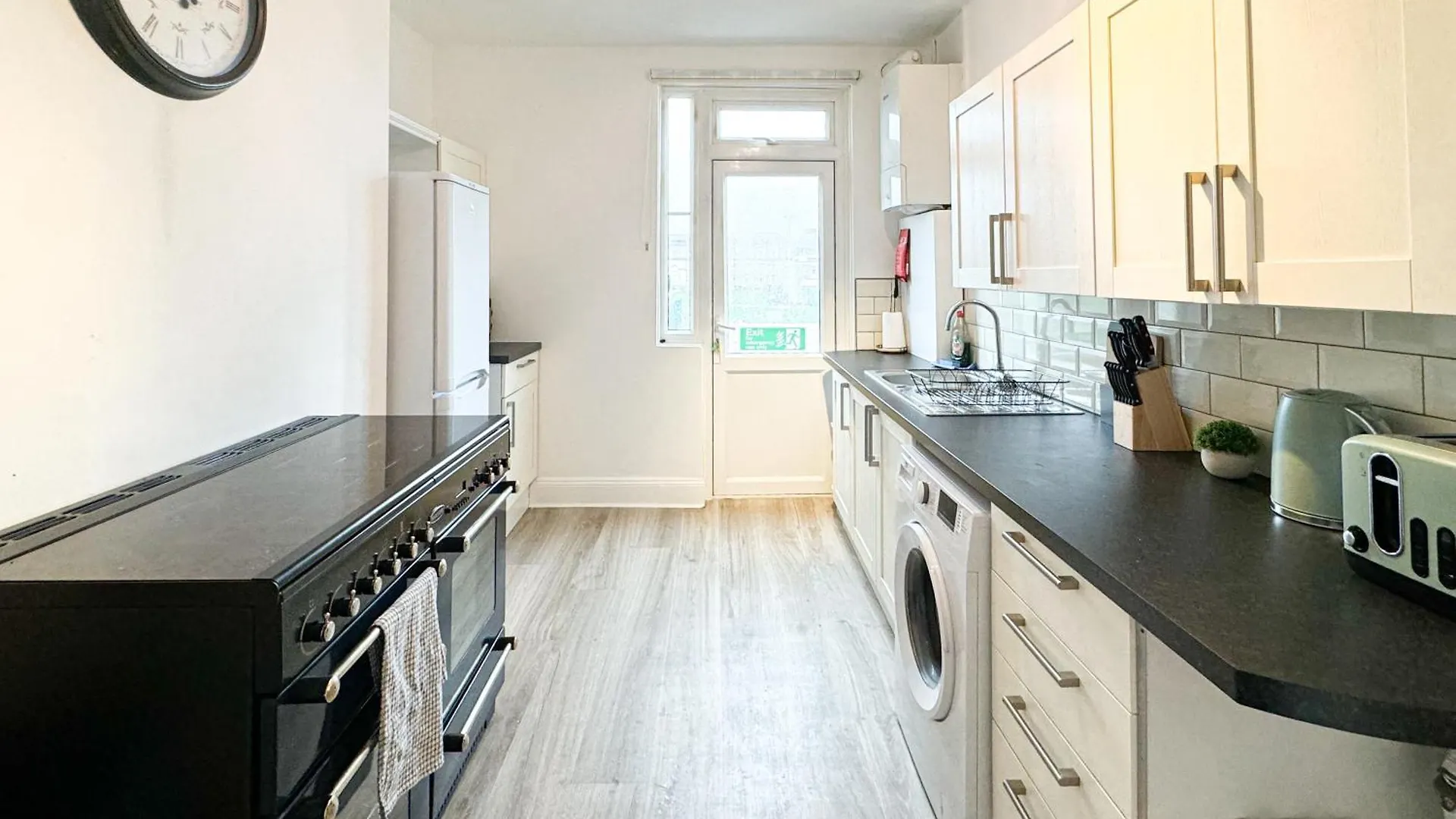 Apartament Contractor - Business Stays - Relocating Families Harrogate