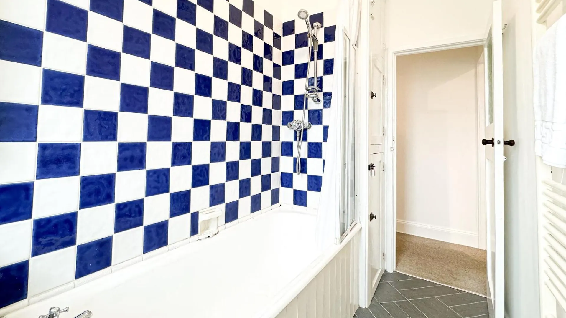 Contractor - Business Stays - Relocating Families Harrogate Apartamento