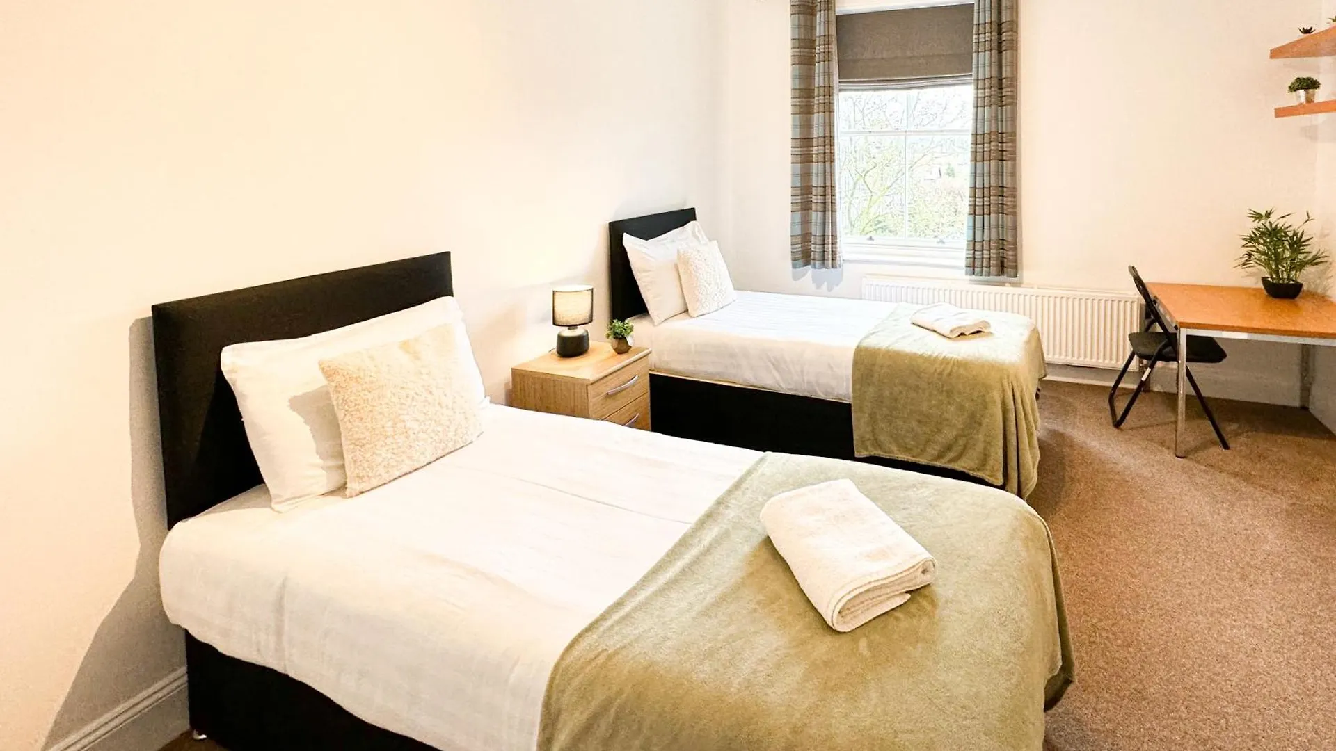 Apartament Contractor - Business Stays - Relocating Families Harrogate
